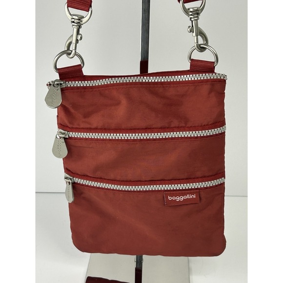 Baggallini Red Orange 4 Zipper Nylon Crossbody Bag Purse Game Day Chiefs - Picture 1 of 8